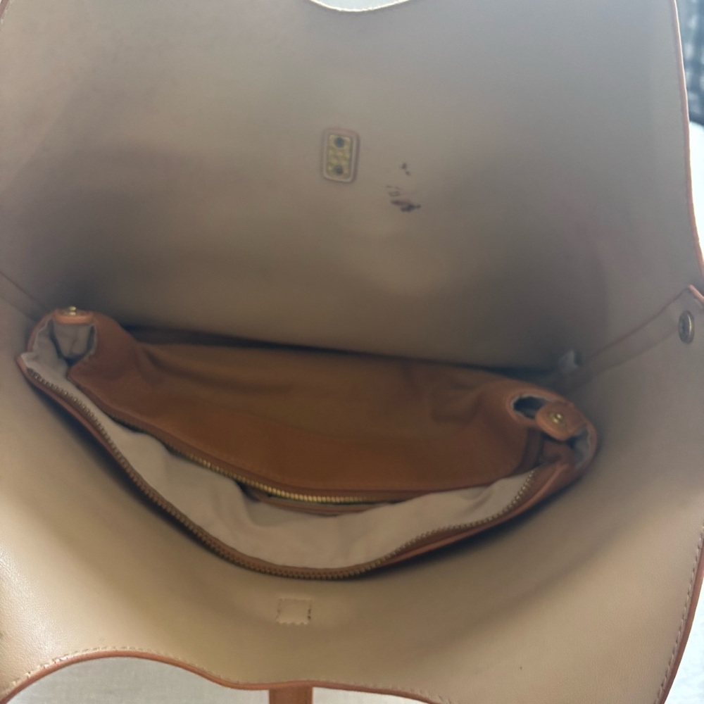 Miztique Isabelle 2-in-1 Camel Vegan Leather Tote | Modern - Picture 5 of 11